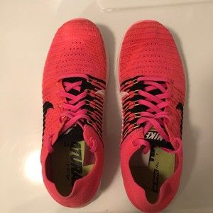 Nike Women’s Pink RN Flyknit Running Shoes Size 9.5